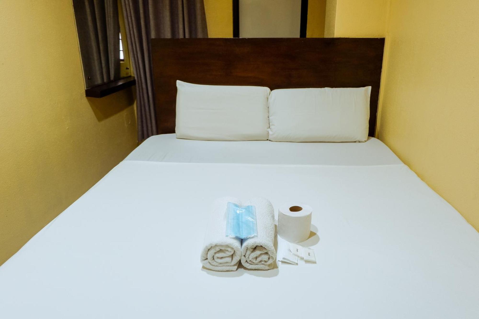 Hotel Juliano Манила Екстериор снимка