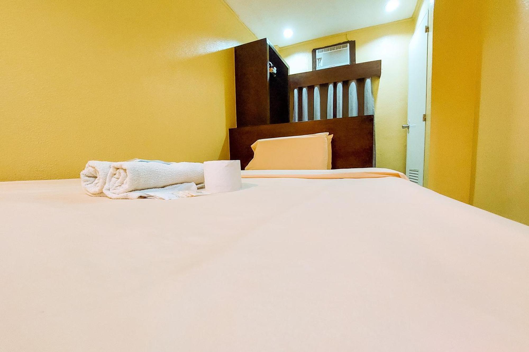 Hotel Juliano Манила Екстериор снимка