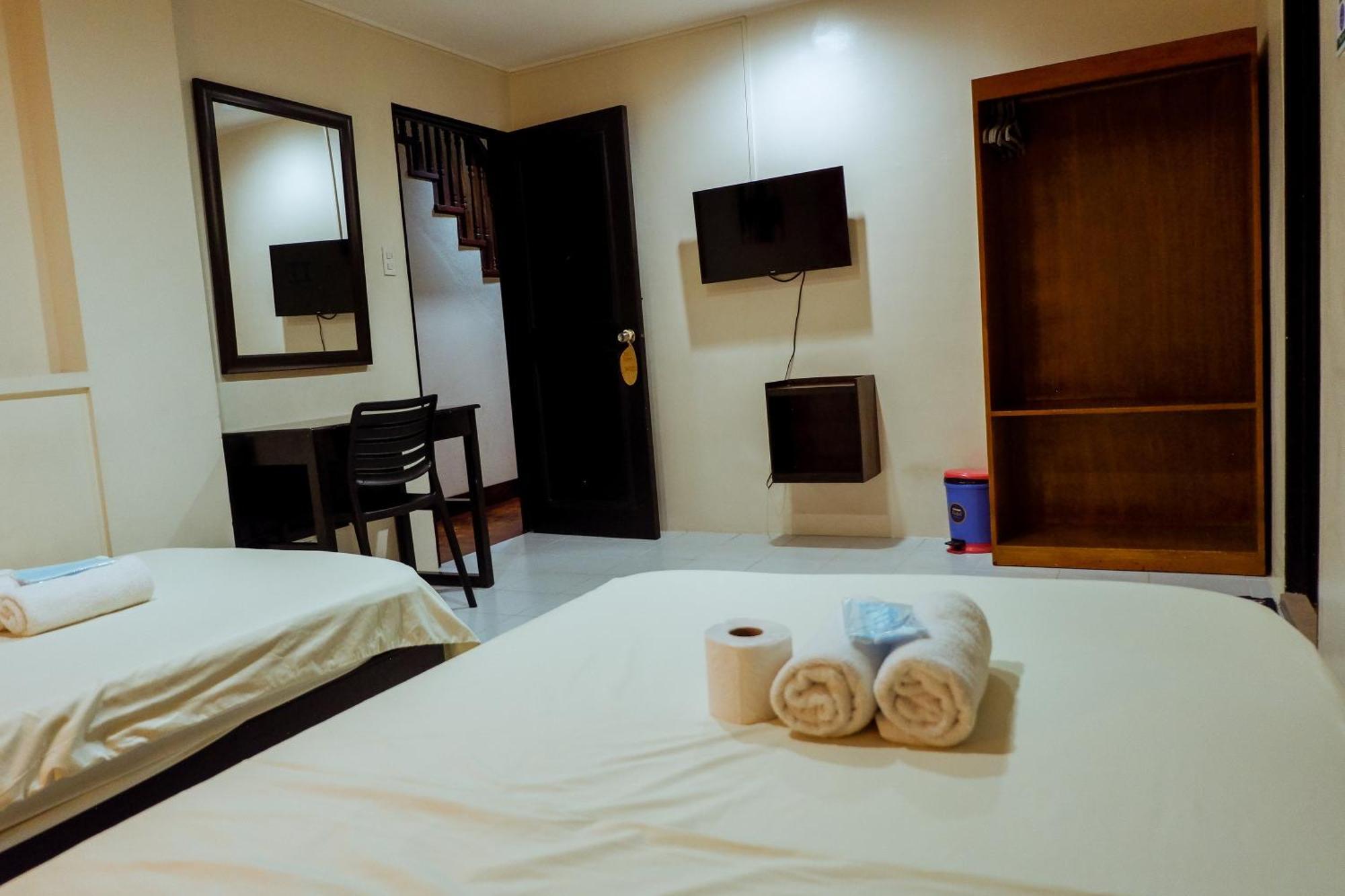 Hotel Juliano Манила Екстериор снимка